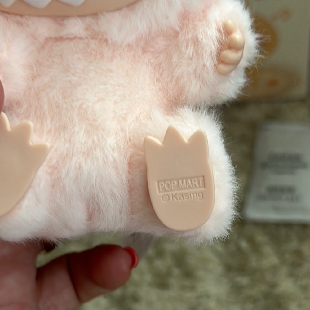 ❣️low start ❣️Pop Mart Labubu Stuffed Animal - Cream and Pink - Picture 4 of 7